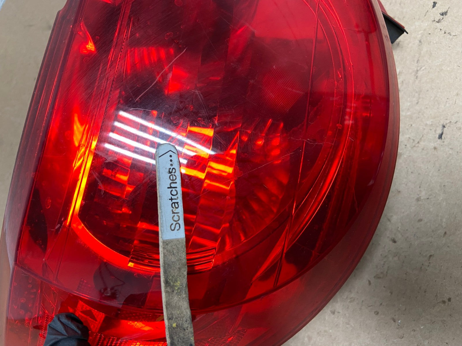 2009 2010 2011 2012 Chevrolet Traverse Left Driver LH Tail Light AF4773 LK3