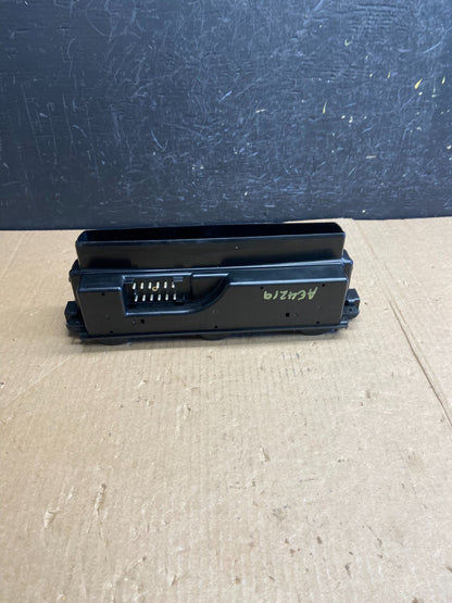 1990 to 1996 Mercedes R129 500SL SL320 Front Center Air Vent AE4219 DG3