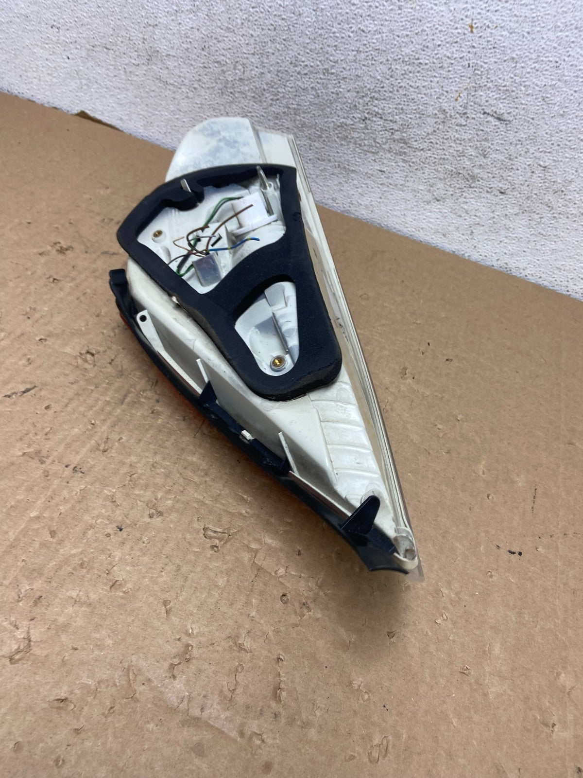2004-2007 BMW 6 Series 650Ci 645Ci Left Driver Lh Side Tail Light AF7914 DW4