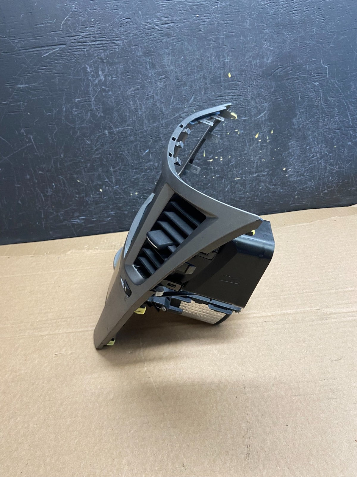 2010-2014 Subaru Legacy Outback Vent Radio Panel Trim Bezel AF2411 DG2