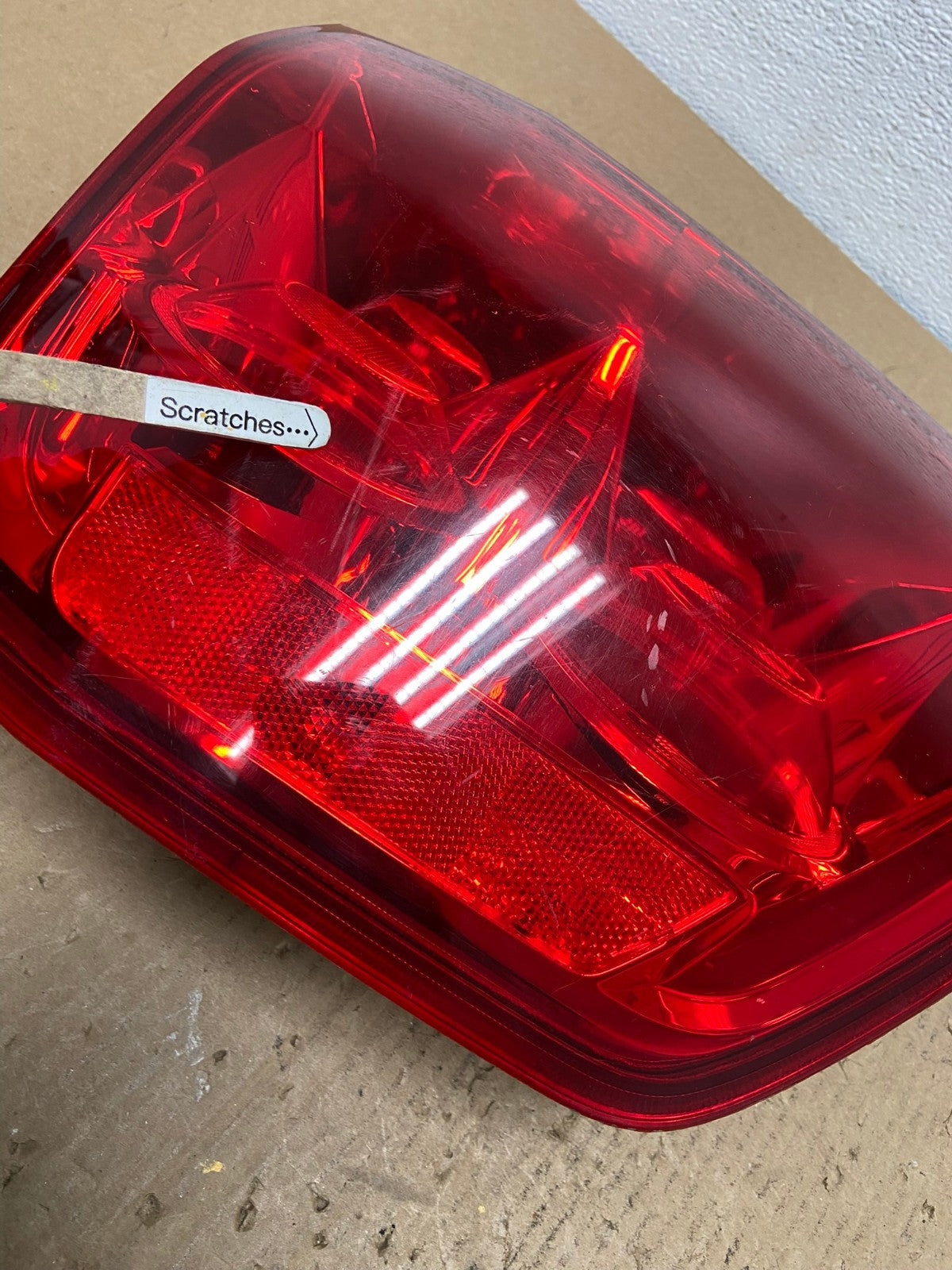 2003 2004 2005 Honda Pilot Left Driver LH Side Tail Light AC1411 LK3