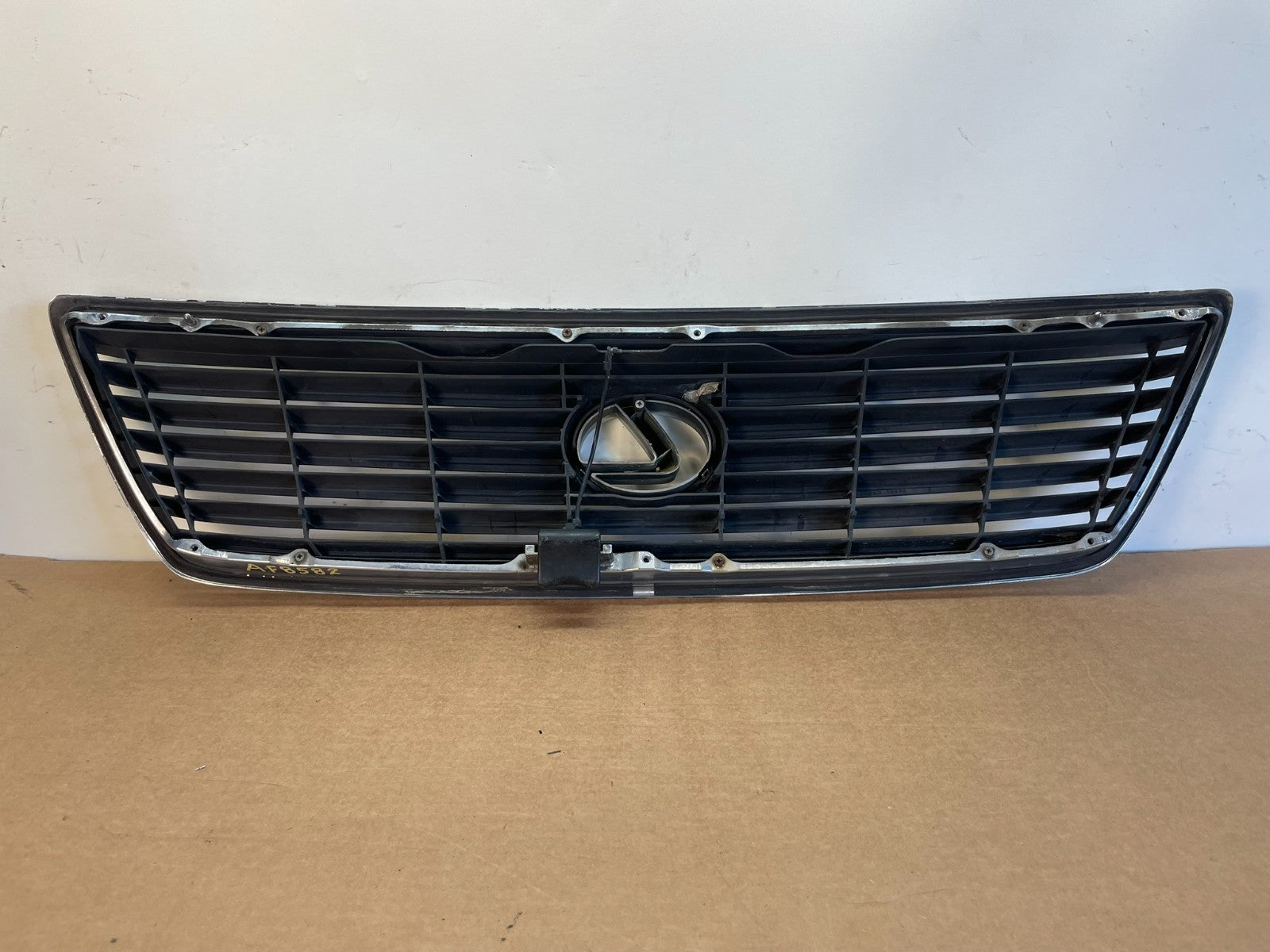 2001 to 2003 Lexus LS430 Front Upper Grill Grille AF8582 DG4