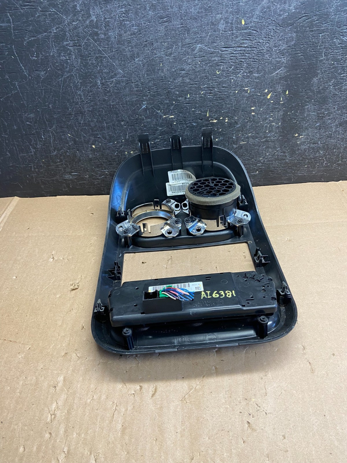 2011 to 2017 Jeep Compass Dash Climate Temperature Control Radio Bezel ai6381 DG3