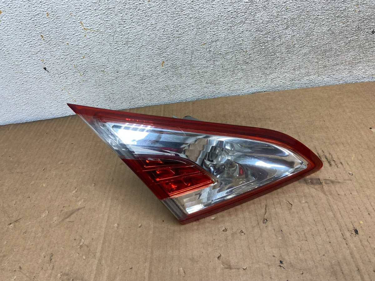 2011-2014 Nissan Murano Left Driver Lh Side Inner Tail Light AI8500 LK0