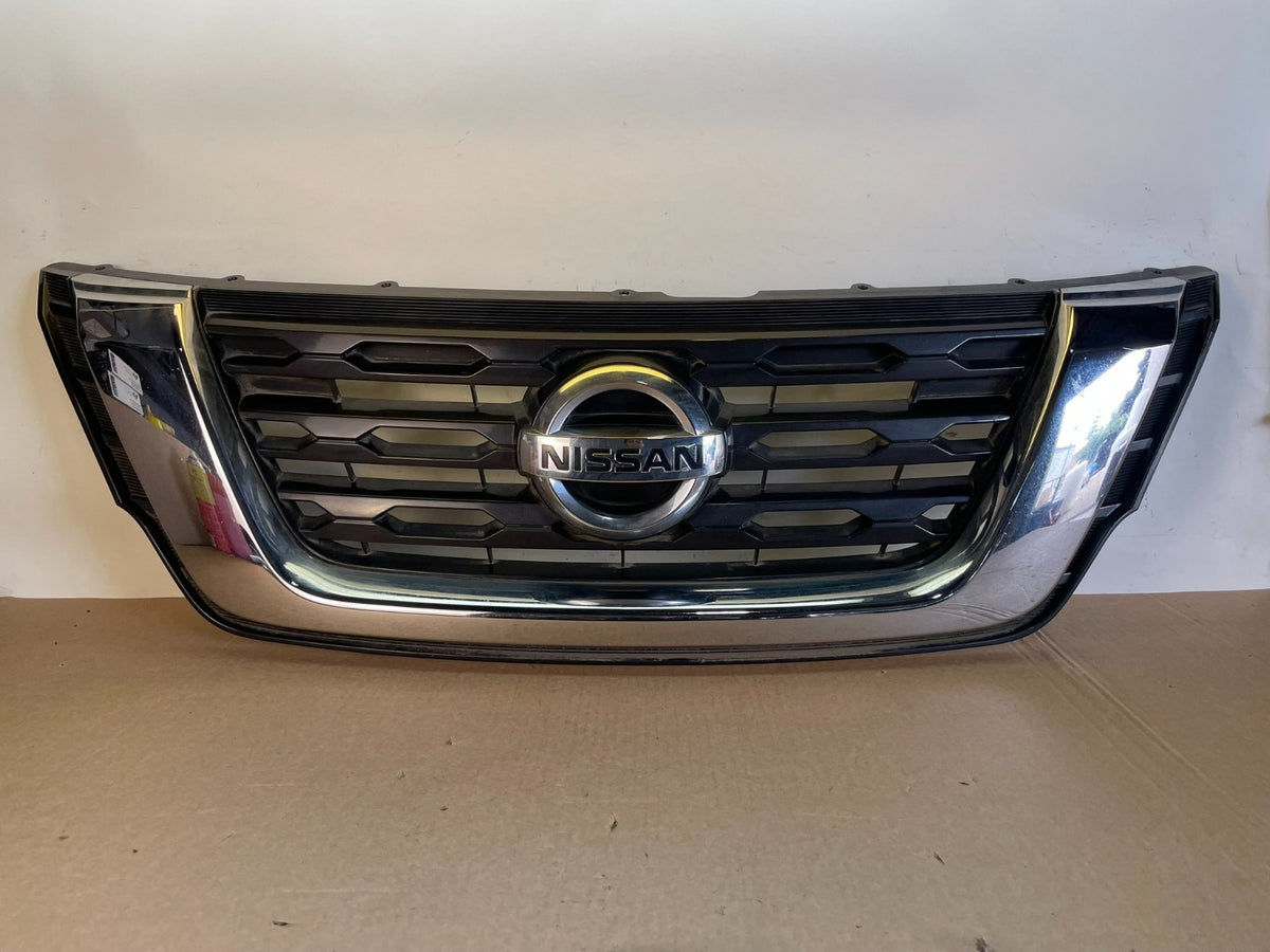 2017 to 2020 Nissan Pathfinder Front Upper Chrome Grill Grille AG2860 DG0