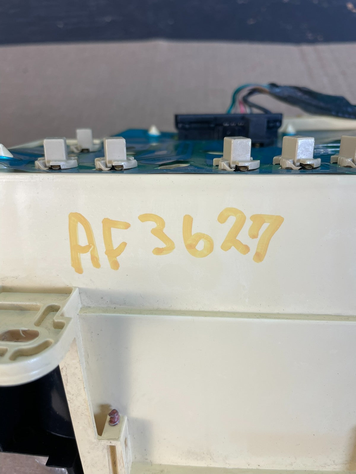 1997 1998 Ford Expedition Speedometer Instrument Gauge Cluster AF3627 DG10