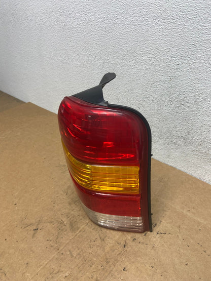 2001 to 2007 Ford Escape Right Passenger RH Side Tail Light AD5158 LK1
