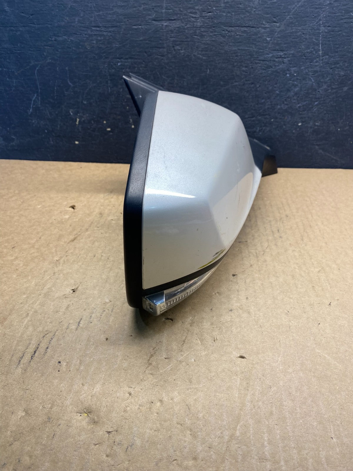 2010-2012 Buick Lacrosse Right Passenger Rh Turn Sgn View Door Mirror AG6063 DG10