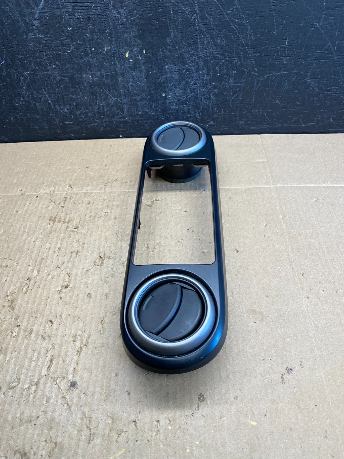 2008-2014 Scion XB Center Console Dash Radio Climate Control Bezel AC9084 DG2