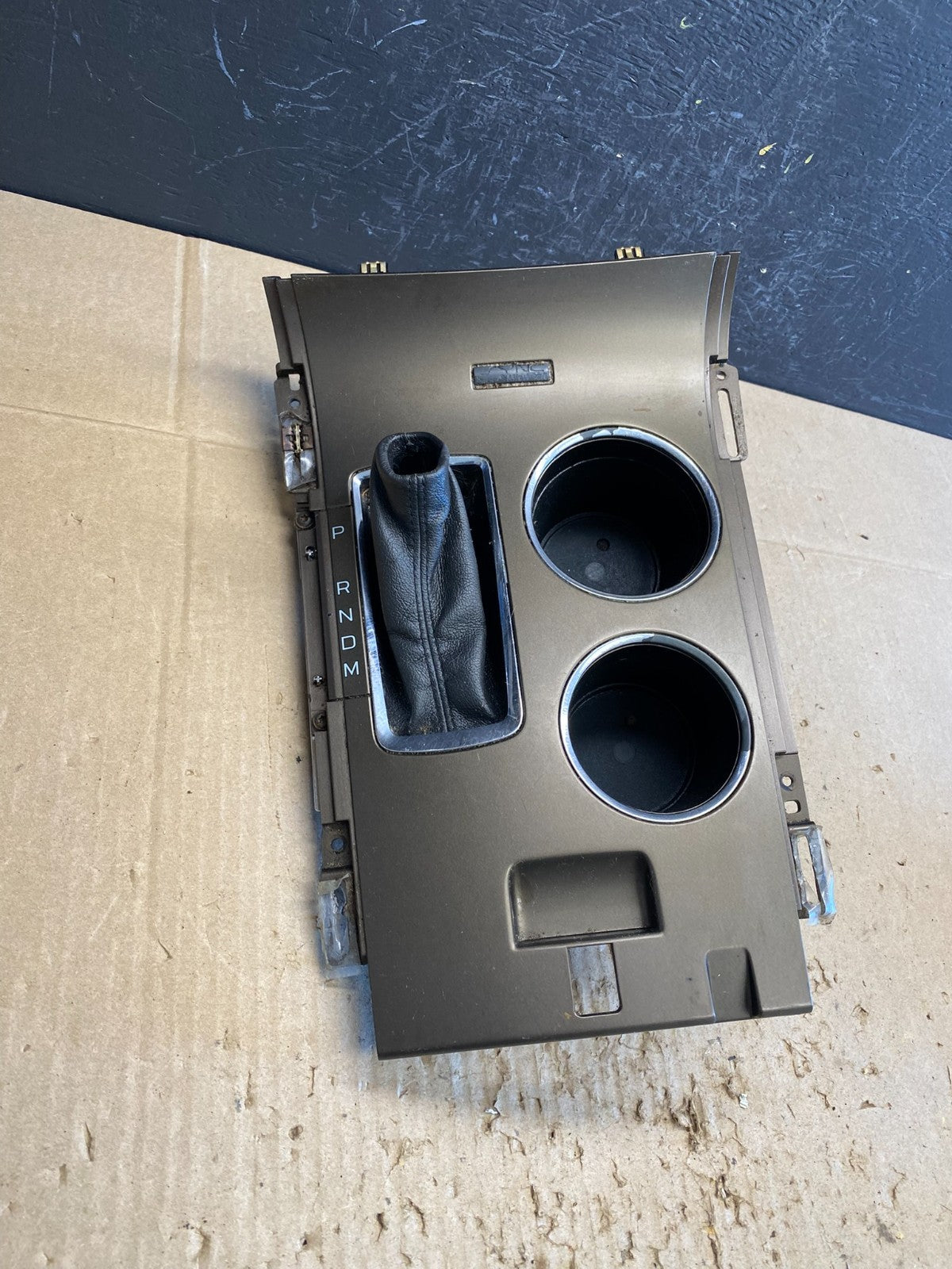2011 - 2014 Ford Edge Center Console Cup Holder Shifter Bezel Trim OEM ac4814 DG0