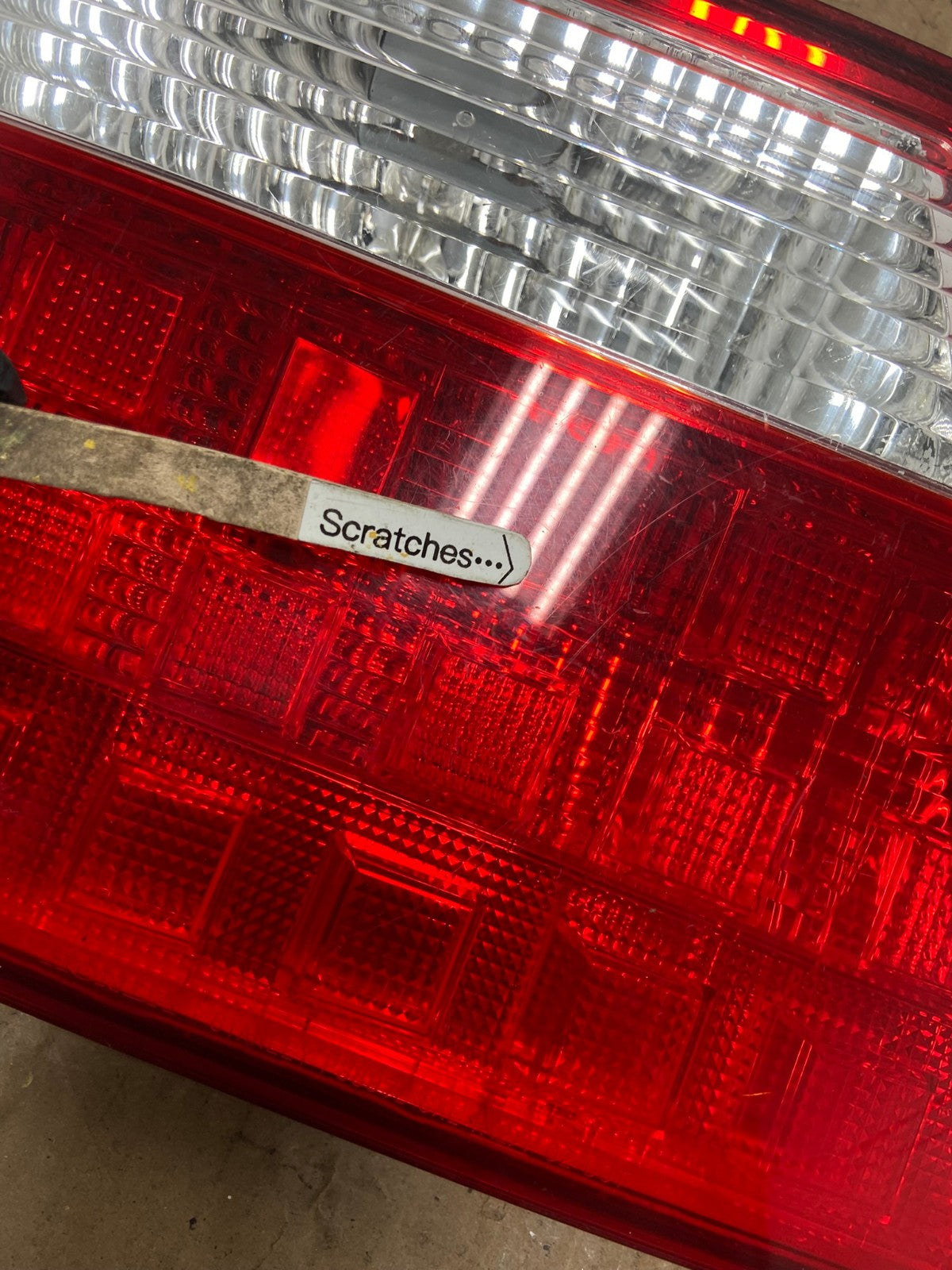 2005 2006 2007 Honda Odyssey Inner Left Driver Lh Tail Light  AB6715 LK3