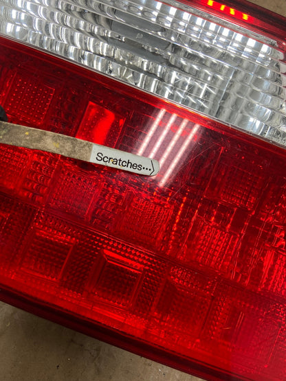 2005 2006 2007 Honda Odyssey Inner Left Driver Lh Tail Light  AB6715 LK3