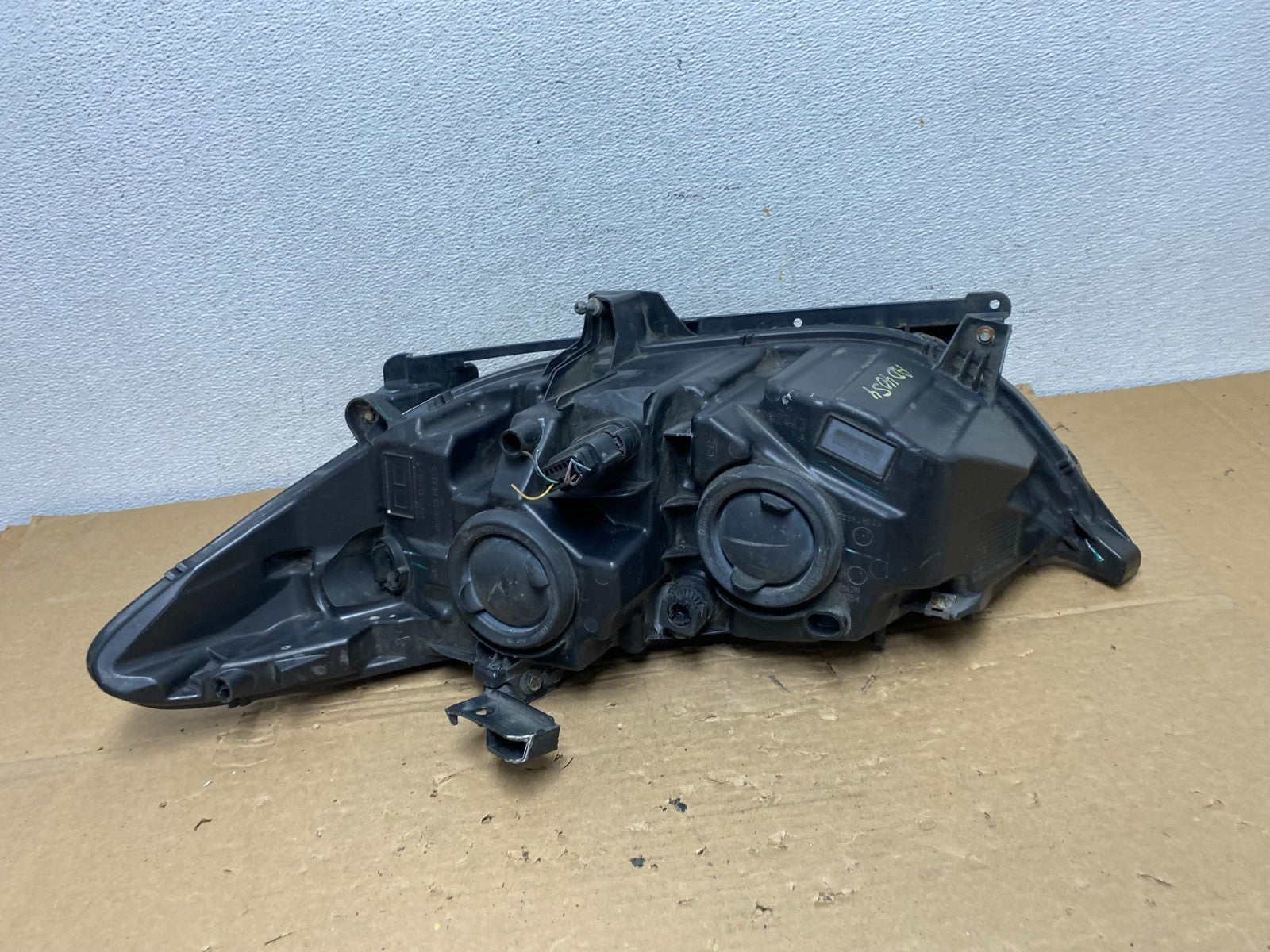 2013 to 2016 Ford Fusion Right Passenger Rh Side Headlight AD4054 DW5