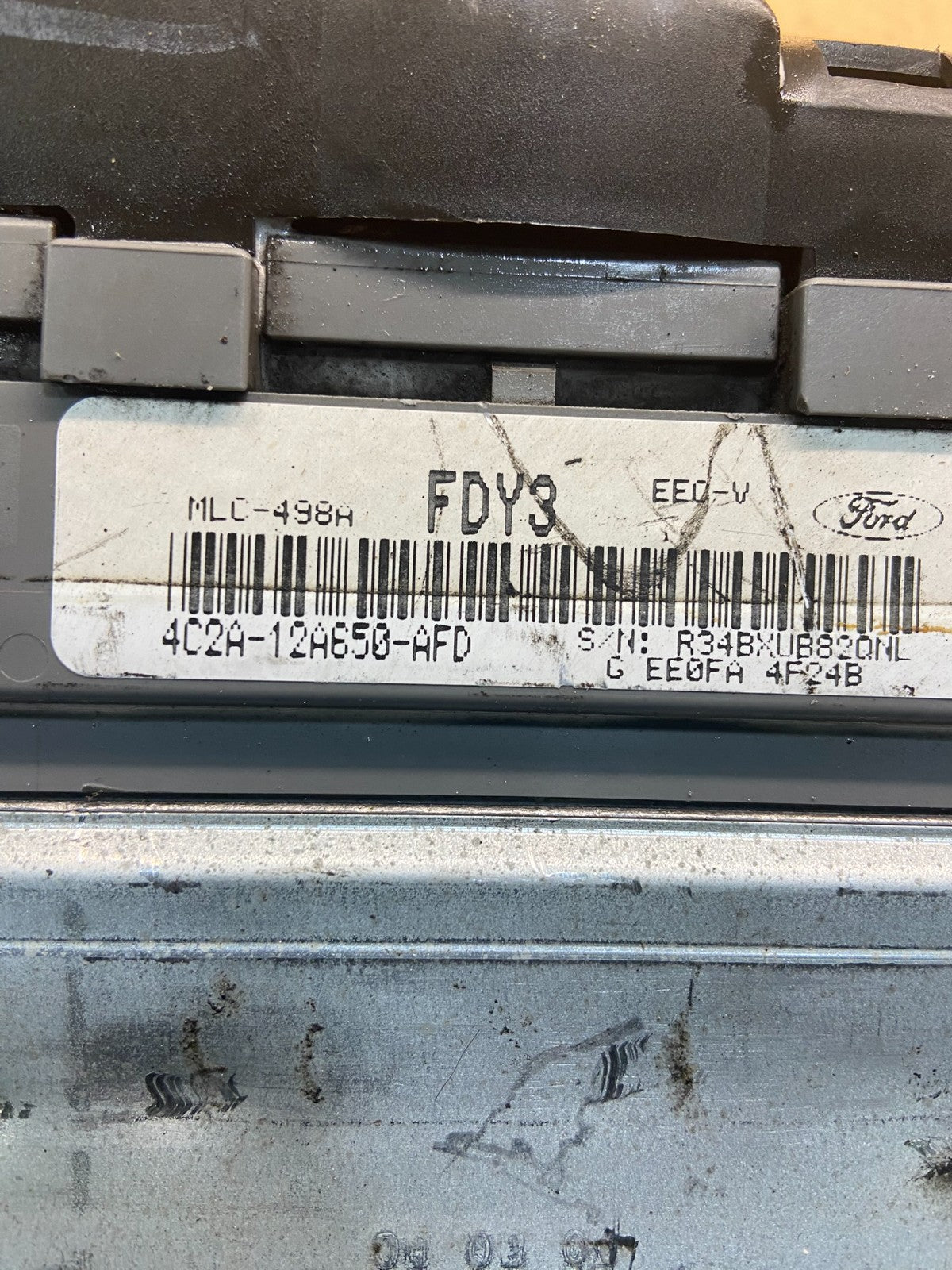 2004 Ford E-Series Van 5.4L Engine Control Module 4c2a-12a650-afd Y4523 DG4