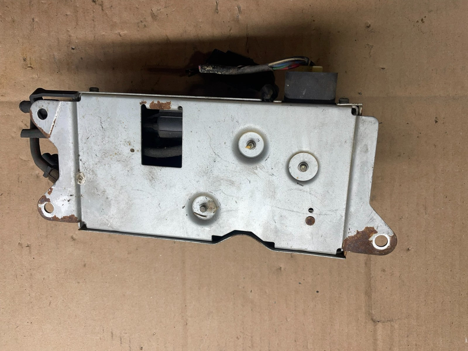 Dodge Regulator Valve MD110527 139000-2360 1390002360 P28575