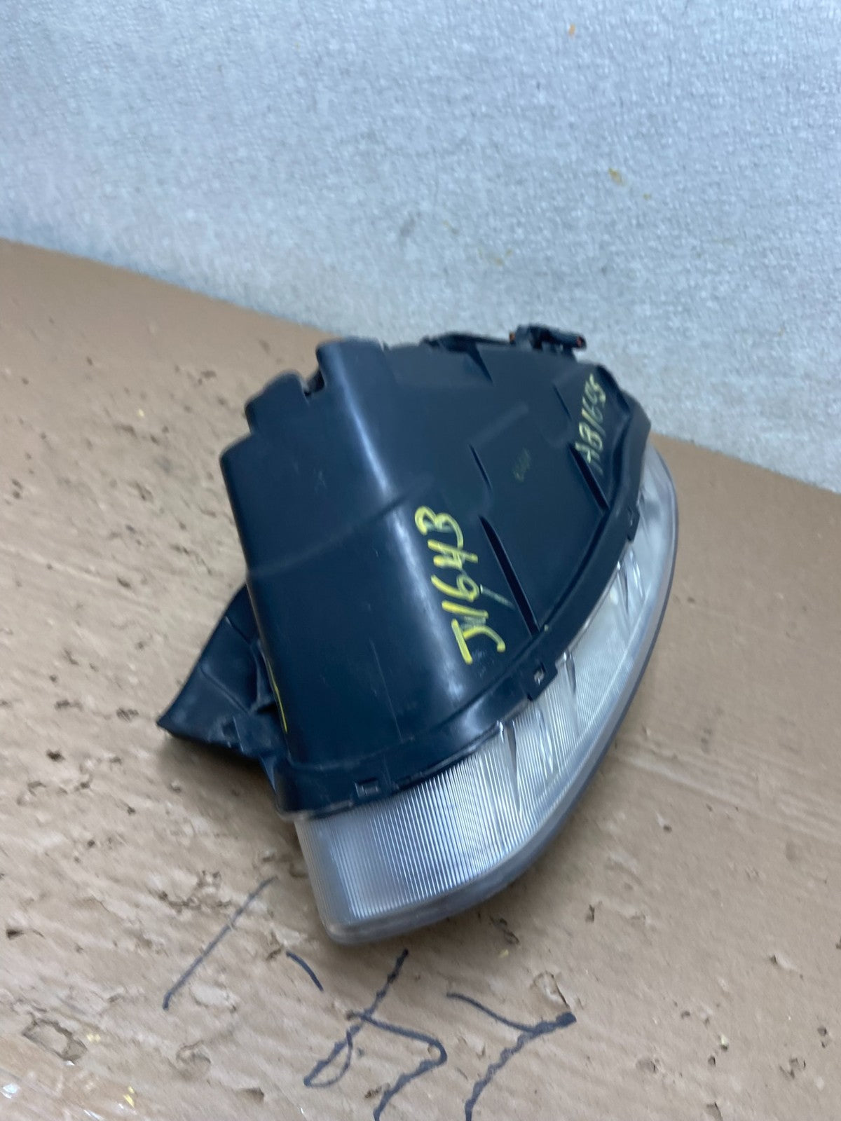 2006 to 2011 Hyundai Accent Sedan Right Passenger  Halogen Headlight AB1645 DW9