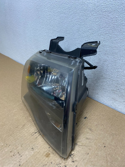 2007 to 2014 Ford Expedition Right Passenger RH side Headlight Halogen AG2410 DW1