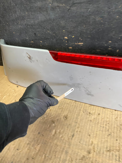2005 to 2011 Hyundai Accent Trunk Lid Hatch 3rd Brake Light Spoiler S8770 DG5