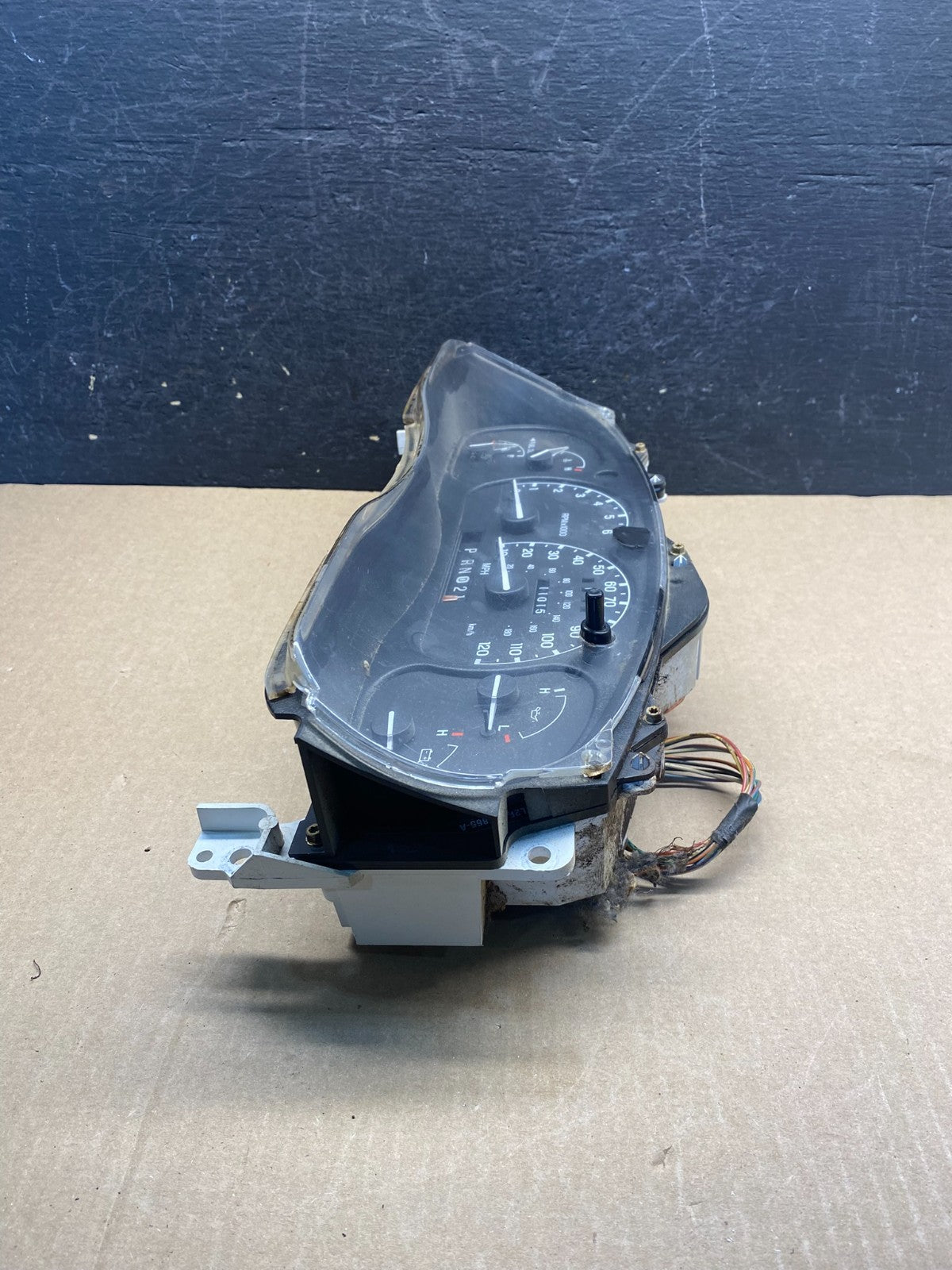 2001 to 2003 Ford Ranger Speedometer Instrument Cluster ag3872 DG2