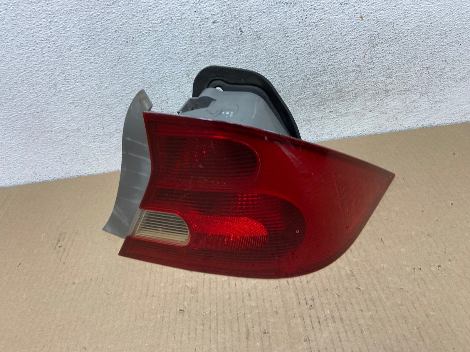 2001 to 2003 Honda Civic Coupe Right Passenger Rh Side Tail Light AE9513 LK0