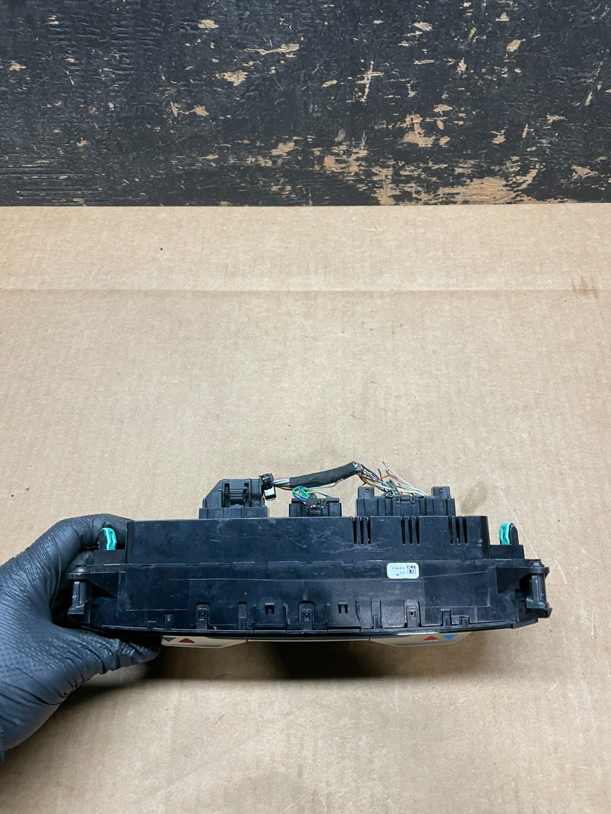 2020 to 2023 Ford  Explorer A/C Heater Climate Control Panel AA8997 DG4