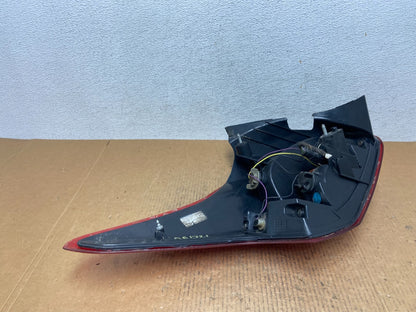 2015 to 2018 Ford Focus Tail Light Hatchback Right Passenger Side AE1321 DW5