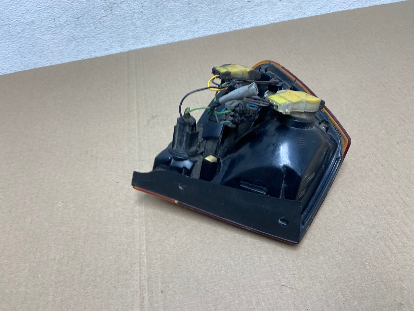 1997-1999 Saturn SL SL1 Sedan Right Passenger RH Side Tail Light AE6910 LK4