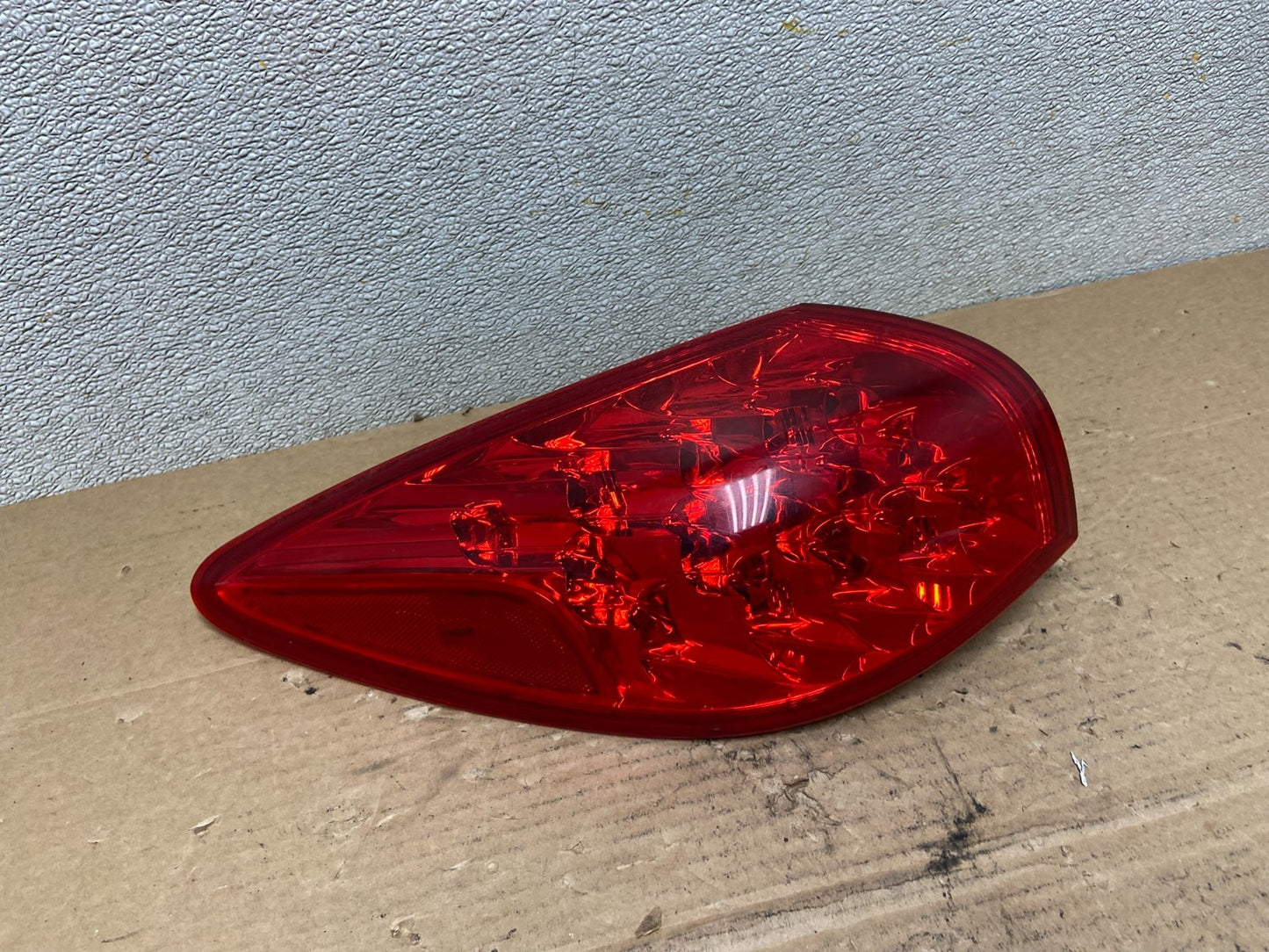 2008-2012 Infiniti Ex35 Left Driver LH Tail Light AB4667 LK0