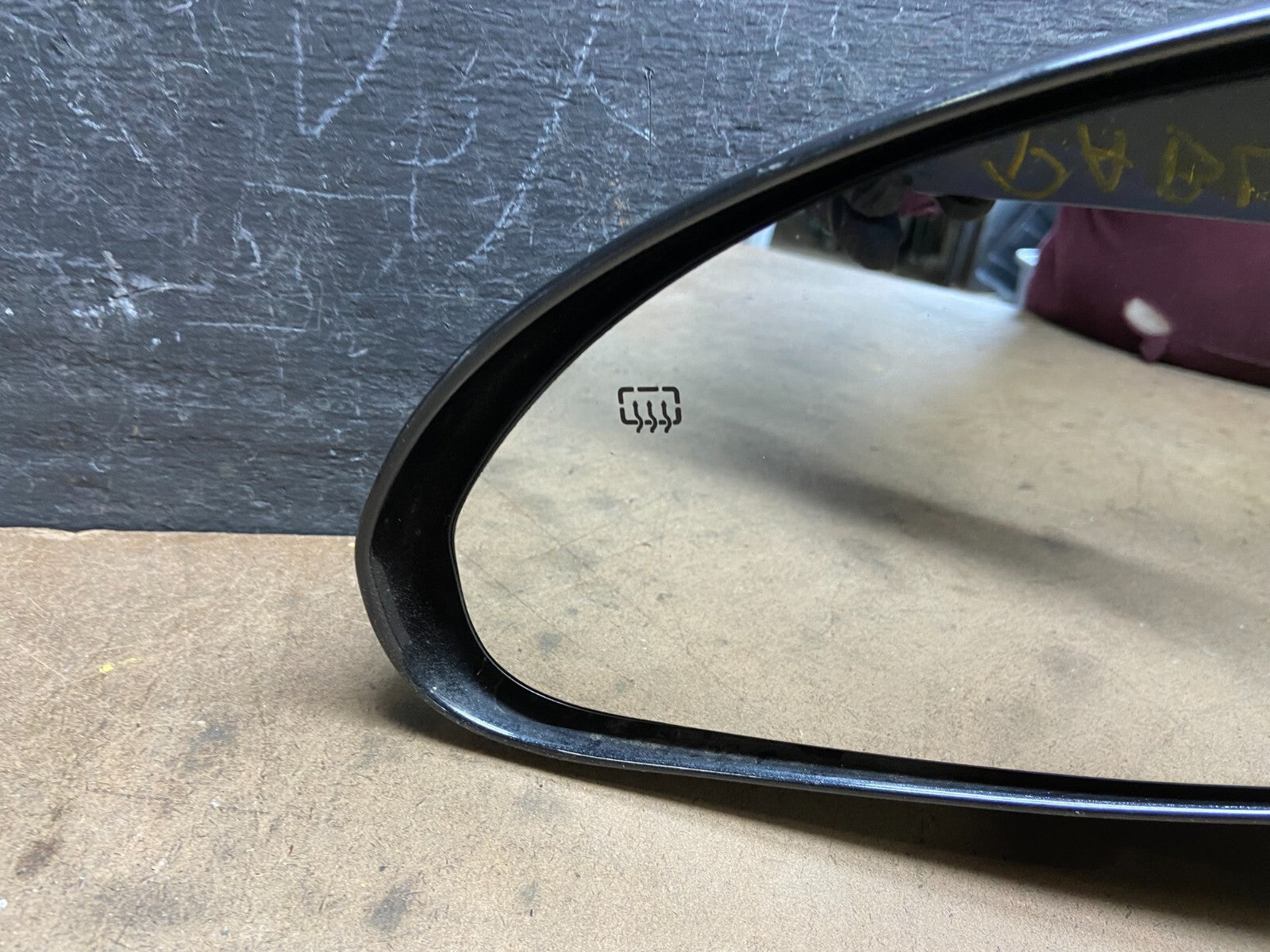2008-2012 Buick Enclave Left Driver Heat Door Turn Sgn Mirror M5100 One Plug DG3