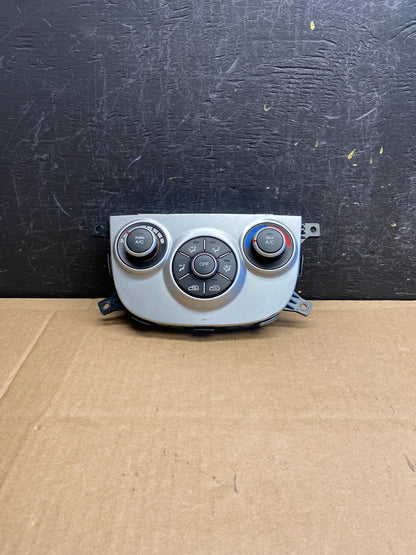 2010 2011 2012 Hyundai Santa Fe Automatic Climate AC Heater Control OE AD2074 DG0