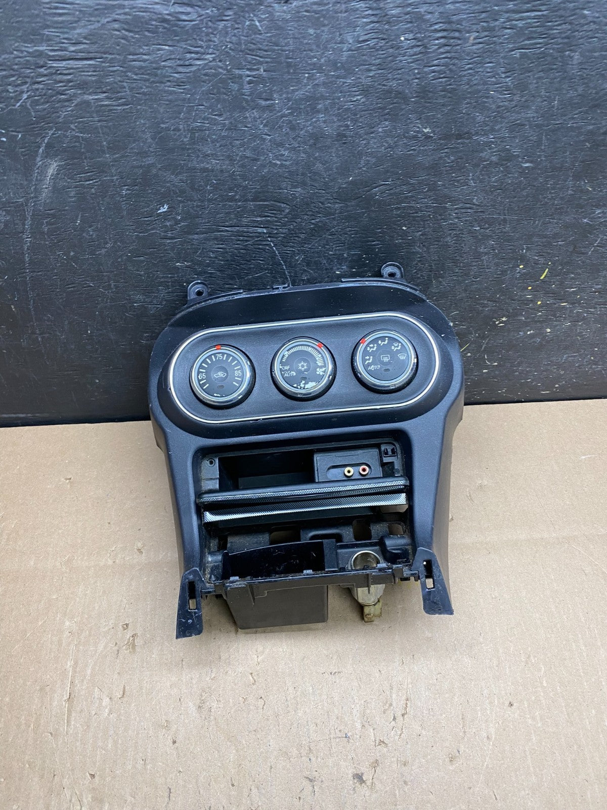 2009 - 2013 Mitsubishi Lancer A/C Heater Climate Control Bezel Trim T4627 DG1