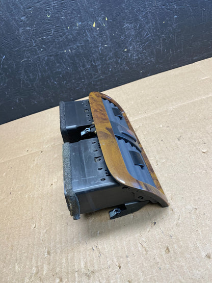 2000 to 2004 Toyota Avalon Center Console Dashboard Air Vent AE1769 DG2