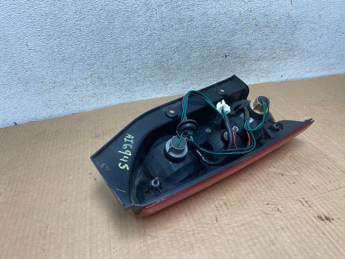 2005 to 2015 Nissan Xterra Right Passenger Rh Side Tail light AI6945 LK4