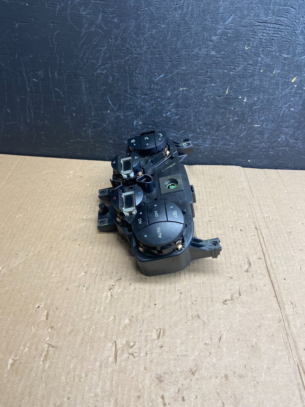 2012-2017 Fiat 500 HVAC Heater A/C Climate Control Switch Panel AE3833 DG1