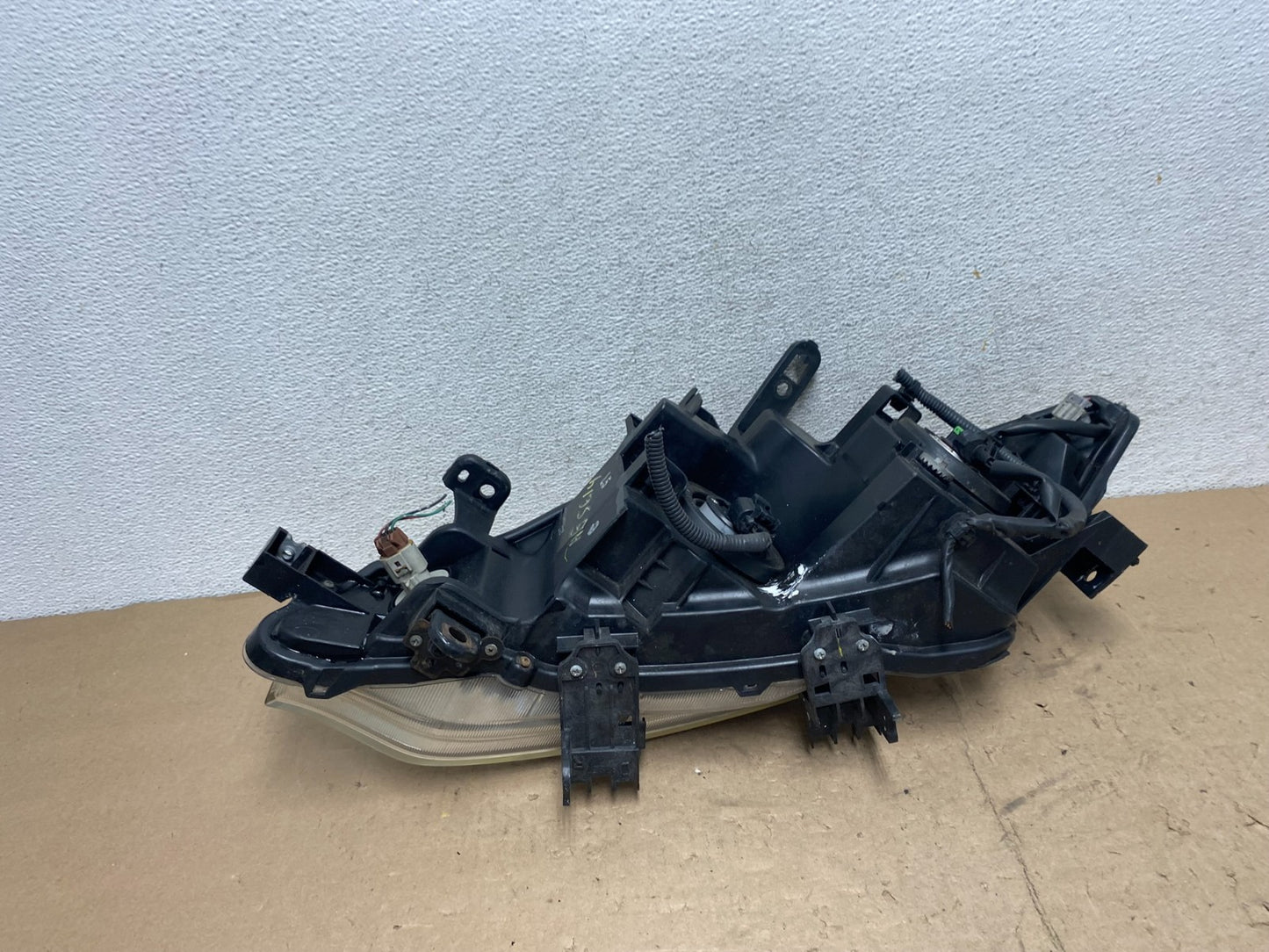 2011 to 2014 Nissan Murano Headlight Right Passenger Rh Halogen AG5614 DW7