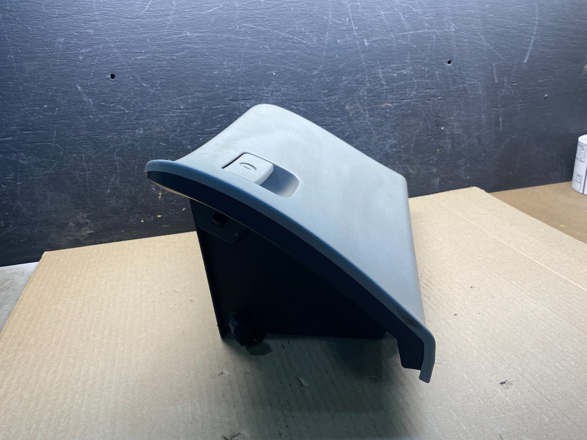 2011-2017 Nissan Quest Front Right Passenger Storage Glove Box ai4946 DG1