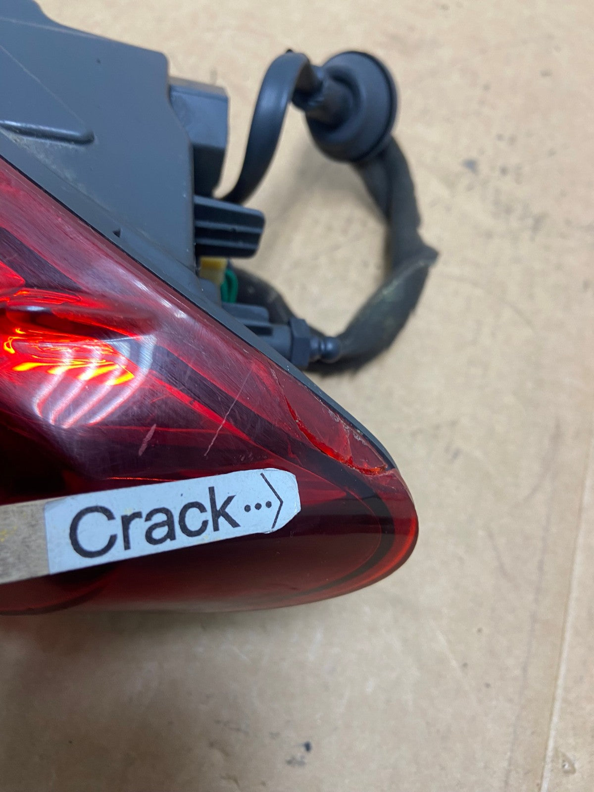 2015 2016 2017 Chrysler 200 Sedan Right Passenger Side Tail Light AE2959 LK4