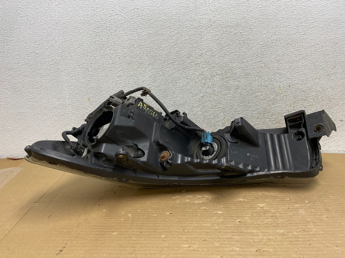 2009 to 2011 Acura TL Headlight Right Passenger Side Xenon HID AH0560 DW6