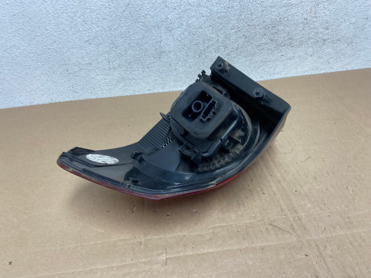 2010 to 2014 Volkswagen Golf & GTI Hatchback Left Side Tail Light AE5006 LK4