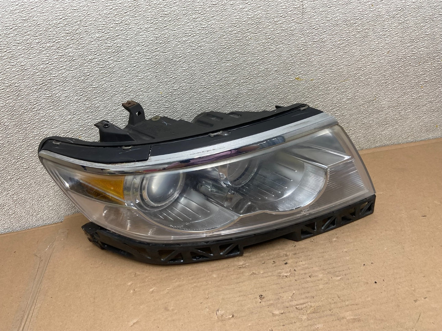 2006-2009 Lincoln MKZ Zephyr Right Passenger Headlight Halogen AA9942 DW0