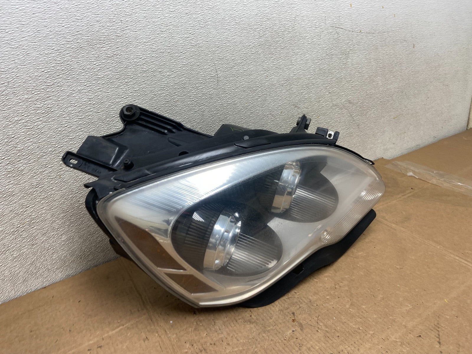 2007-2012 Gmc Acadia Halogen Headlight Right Passenger Side Oem Y5731 DW2