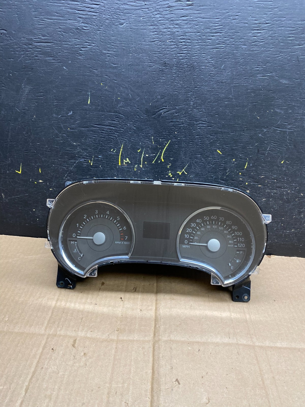 2006 2007 Mercury Mountaineer  Speedometer Cluster Gauge Oem aa4666 DG0