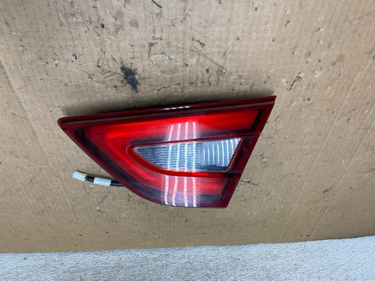 2016 2017 2018 Nissan Maxima Right RH Inner Tail Light AI9244 LK0