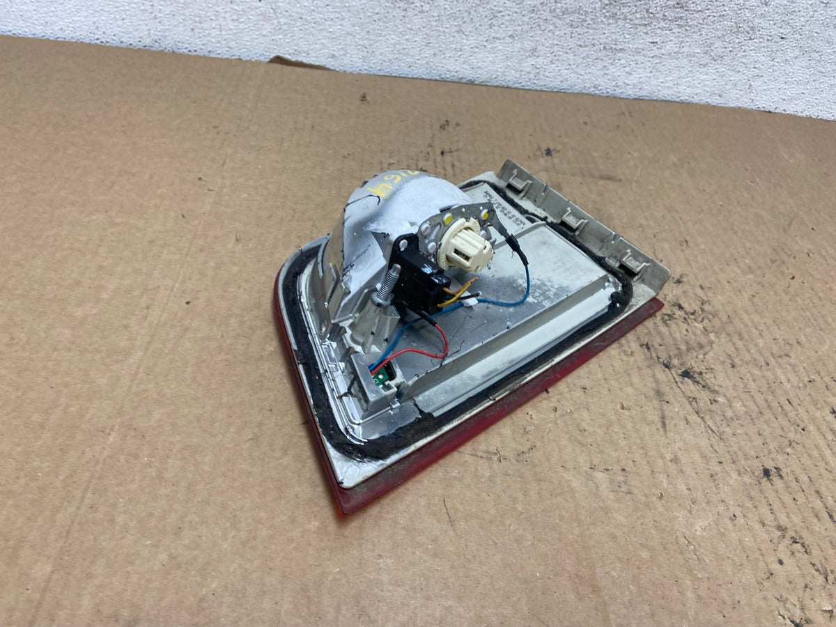2007 to 2010 Bmw X5 E70 Right Passenger Rh Side Inner Tail Light AG2164 LK5