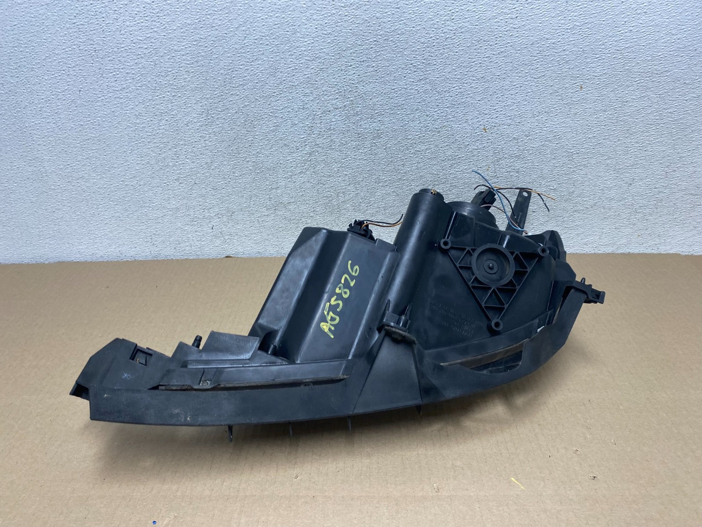 2004 to 2009 Mazda 3 Hatchback Right Passenger Rh Side Headlight AG5826 DW7
