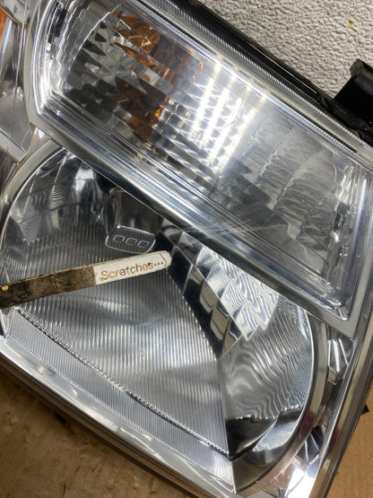2008 to 2012 Nissan Pathfinder Halogen Headlight Right Passenger AI6558 DW3