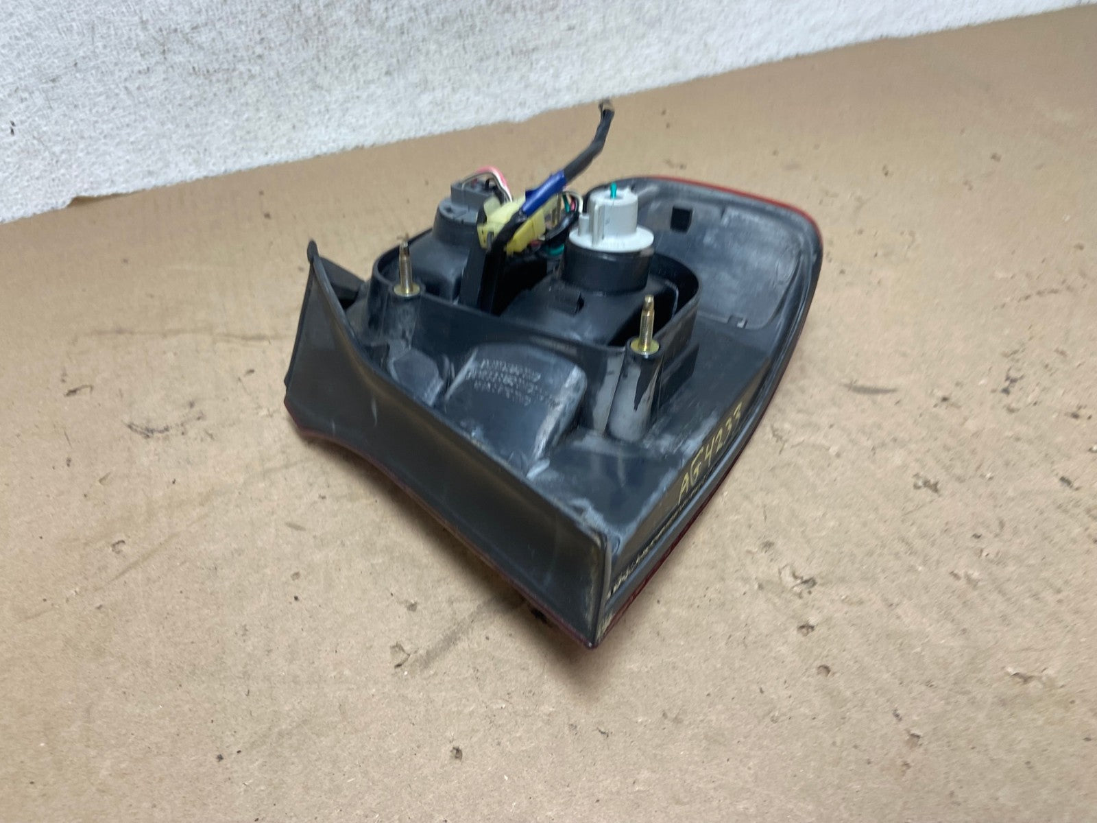 2000 to 2004 Subaru Legacy Left Driver LH Side Tail Light AG4233 LK4