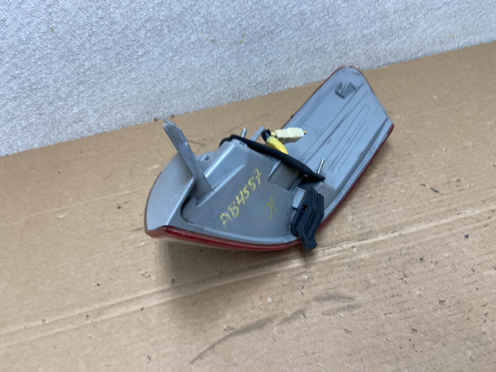 2010-2011 Toyota Camry Hybrid LED Left Driver LH Tail Light Oem AB4587 DW5