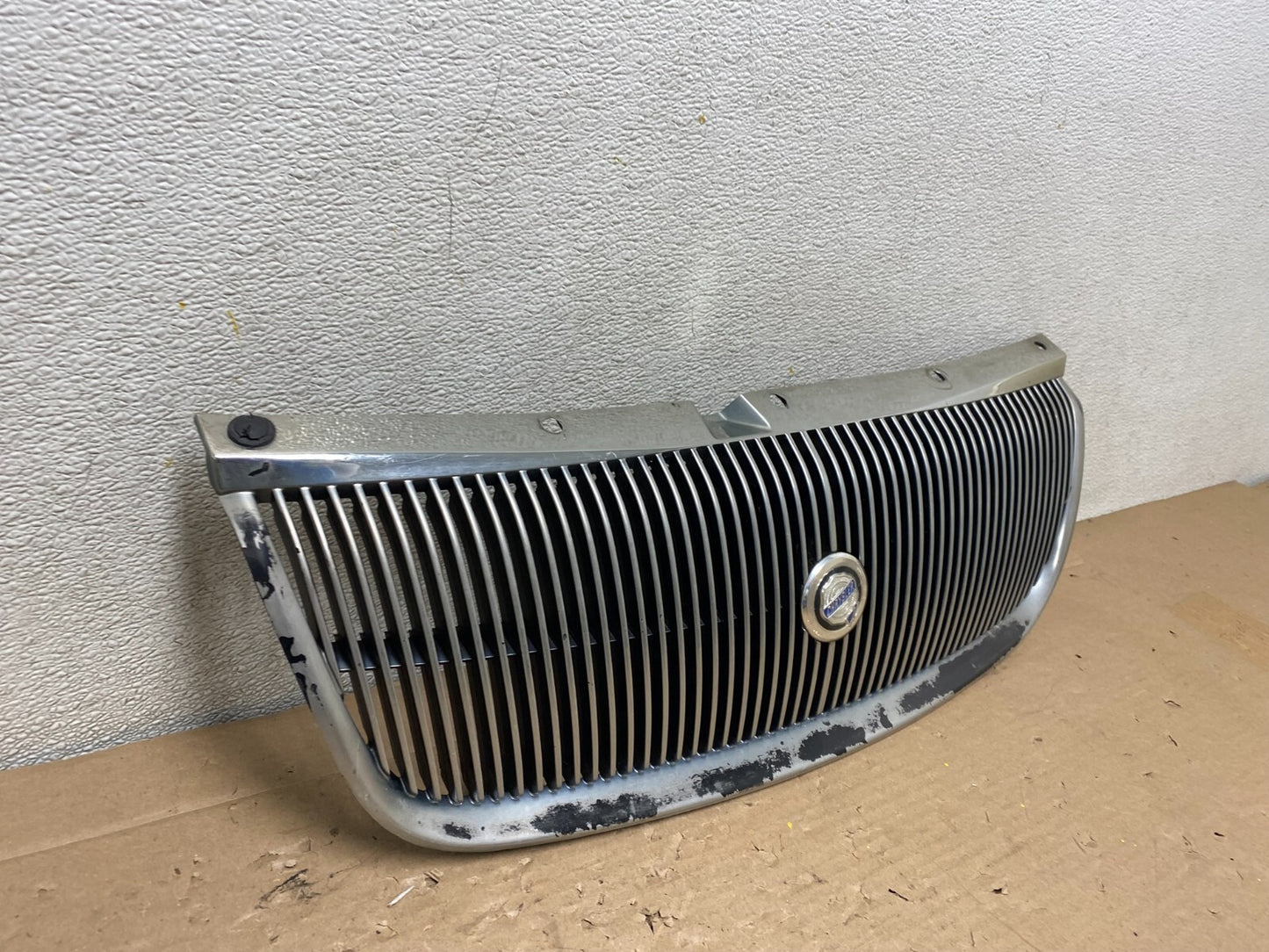1995 - 1998 Chrysler Cirrus 95-96 Dodge Stratus Chrome Grille G69052