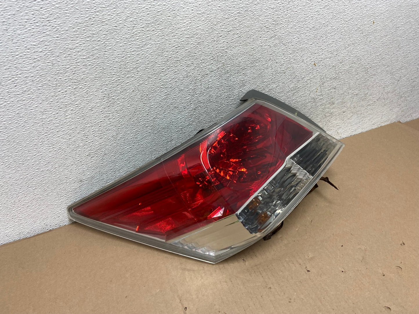 2008 to 2012 Honda Accord Sedan Tail light Left Driver LH Side AG6630 LK2